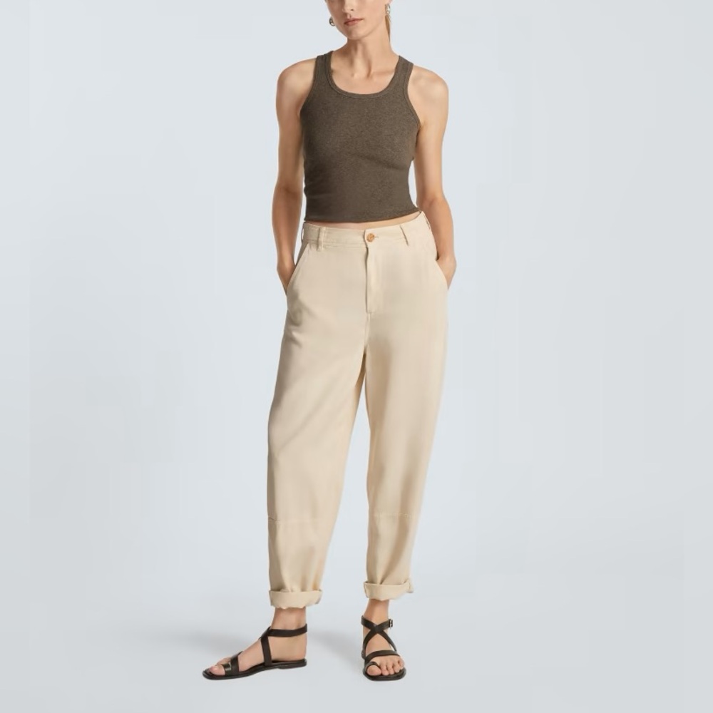 Everlane The Chino In Buttersoft Size 6